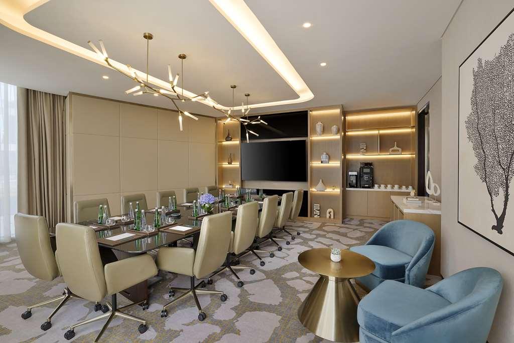 Embassy Suites By Hilton Dubai Business Bay Zařízení fotografie