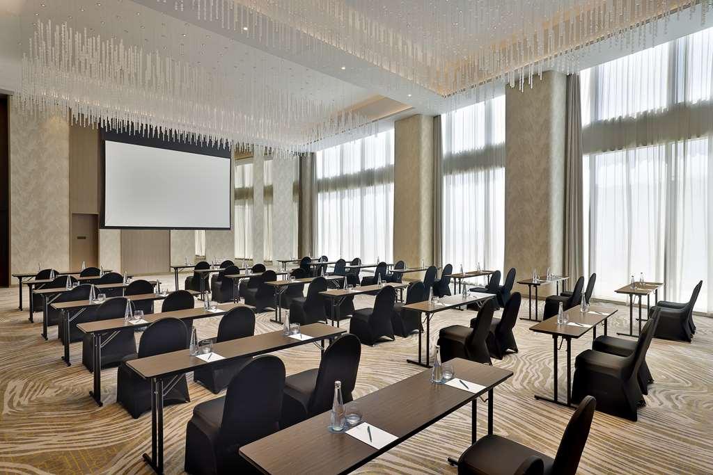 Embassy Suites By Hilton Dubai Business Bay Zařízení fotografie